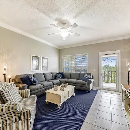 North Shore Pl 305